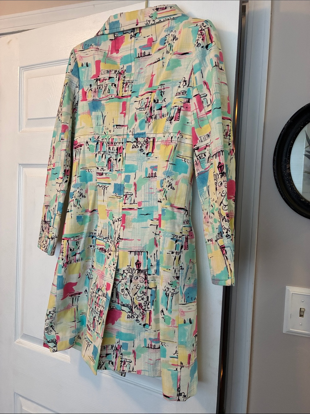 Multicolor Abstract Print Double-Breasted Trench Coat - Picture 3 of 4